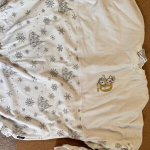 Disney Holiday Spirit Jersey White and Gray Snowflake Sweatshirt